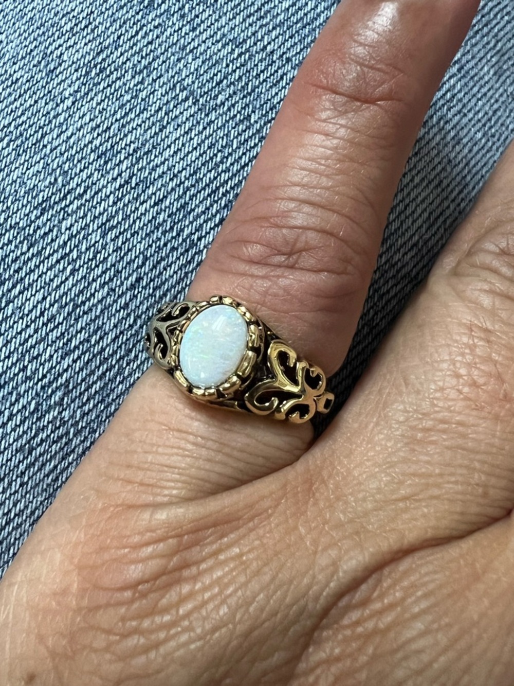 Gold Tone Opal Style Filigree Ring Size 4 #412 - Picture 2 of 4